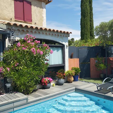 Les Arbousiers Hébergement de vacances La Cadiere-d'Azur